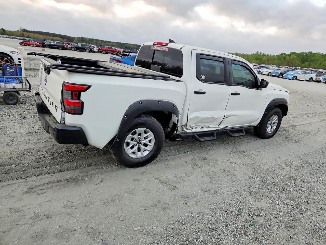 2026 Nissan Frontier S - Image 3