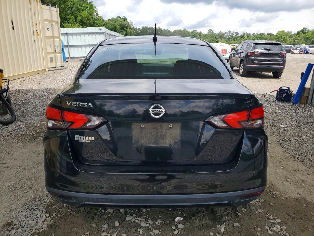 2020 Nissan Versa S - Фото 6