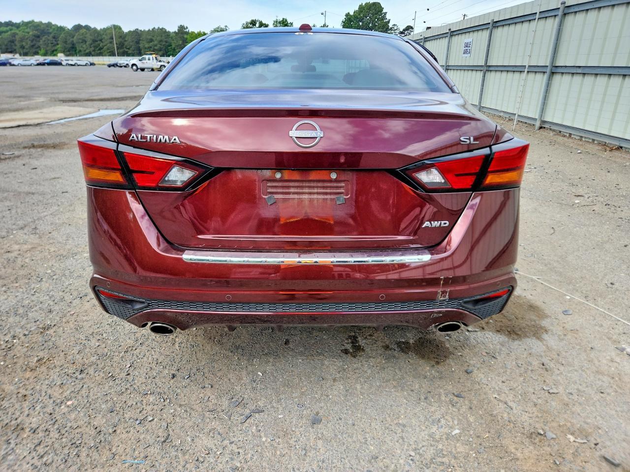 2023 Nissan Altima Sl - Image 6