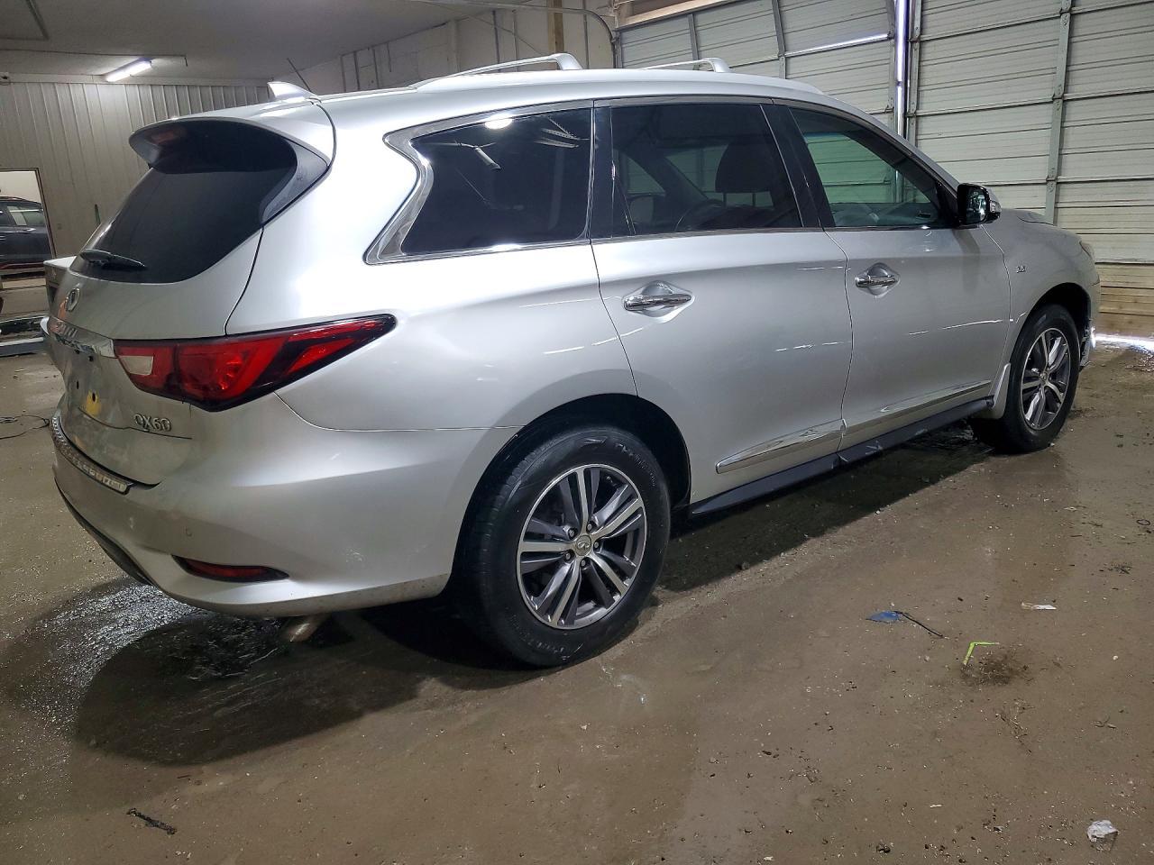 2016 Infiniti Qx60 Base - Фото 3