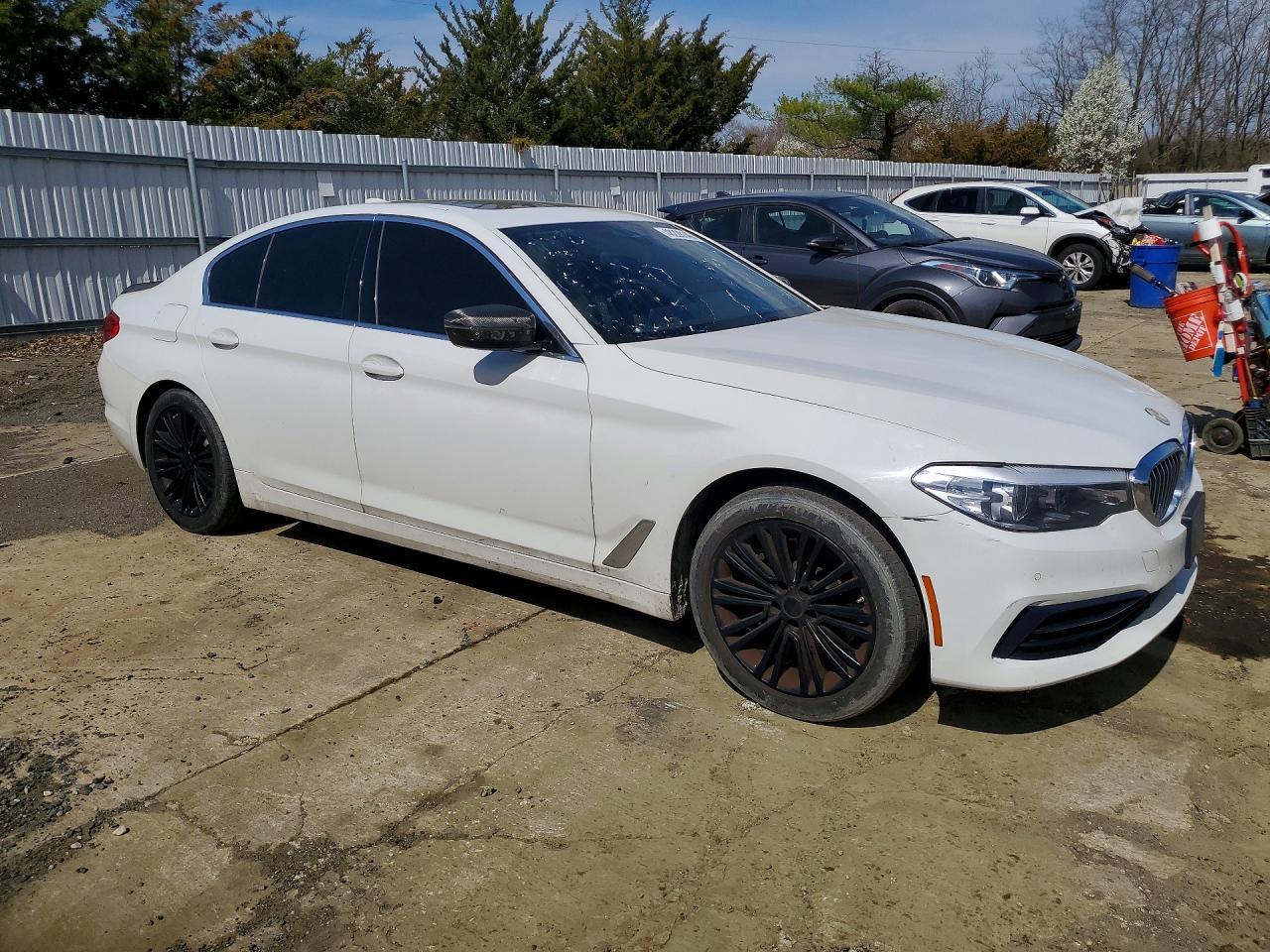 2019 BMW 530 Xi xDrive Sport - Image 4