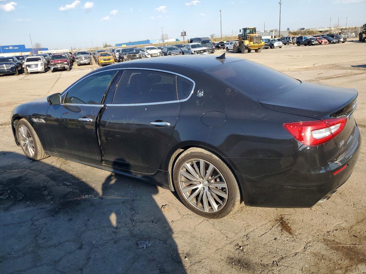 2017 Maserati Quattroporte S - Image 2