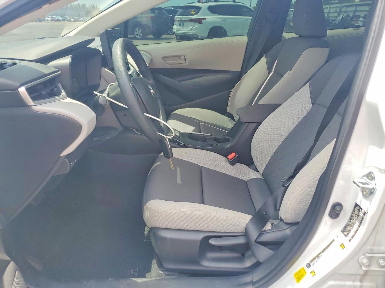 2023 Toyota Corolla Le - Image 7