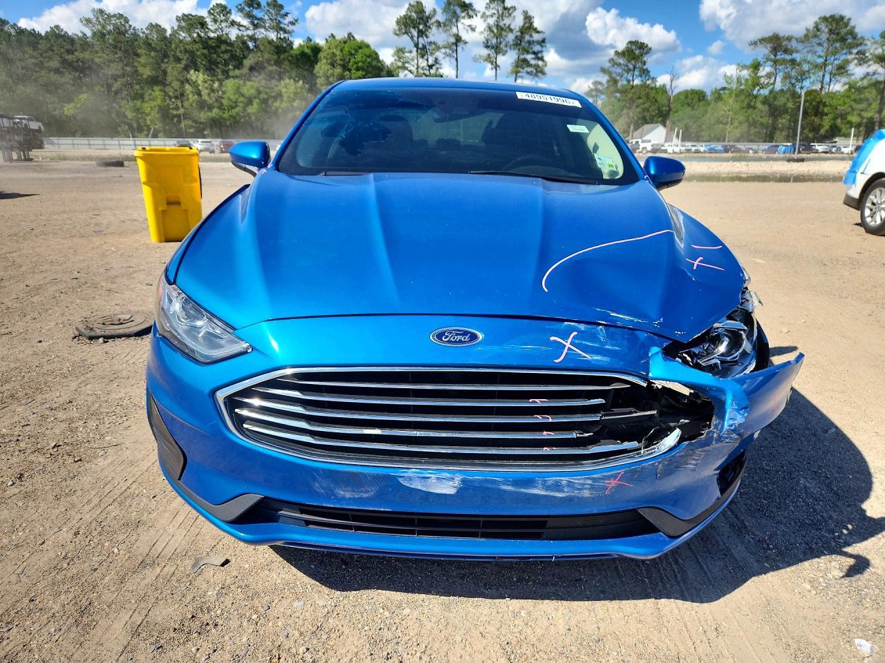 2020 Ford Fusion Se - Image 5