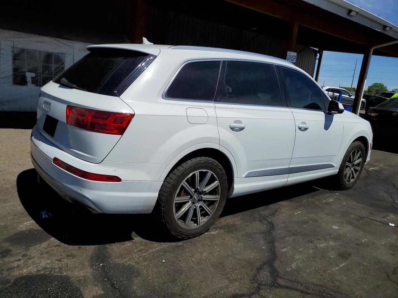 2017 Audi Q7 Prestige - Image 3