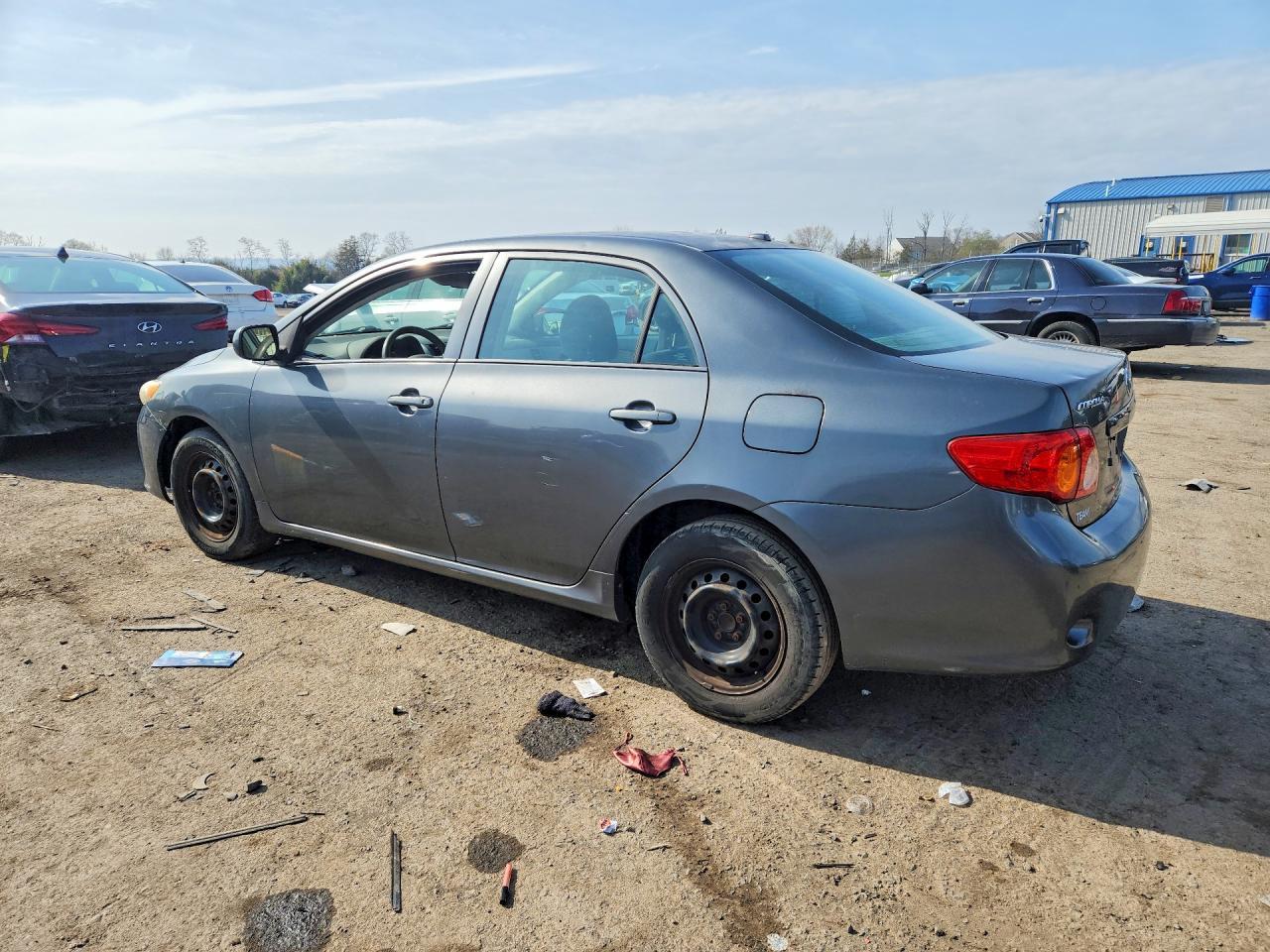 2010 Toyota Corolla Le - Image 2
