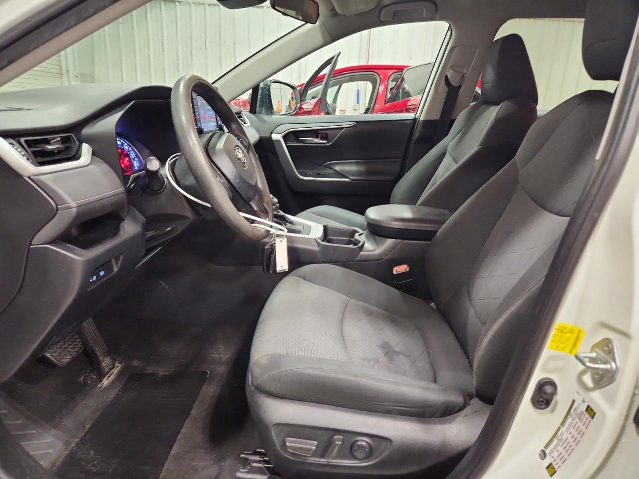 2020 Toyota Rav4 Xle - Image 7