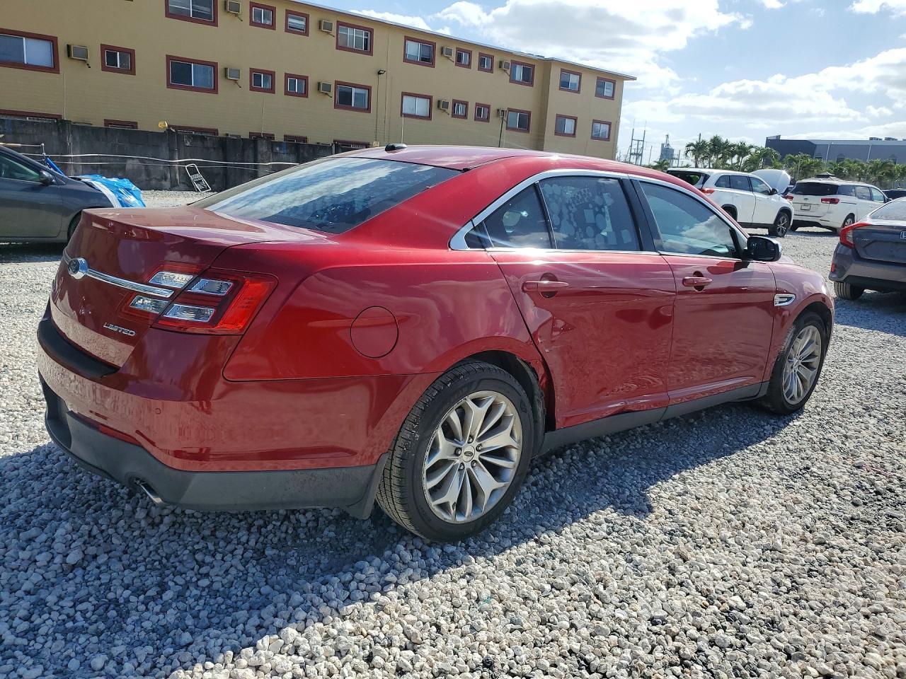 2015 Ford Taurus Limited - Фото 3