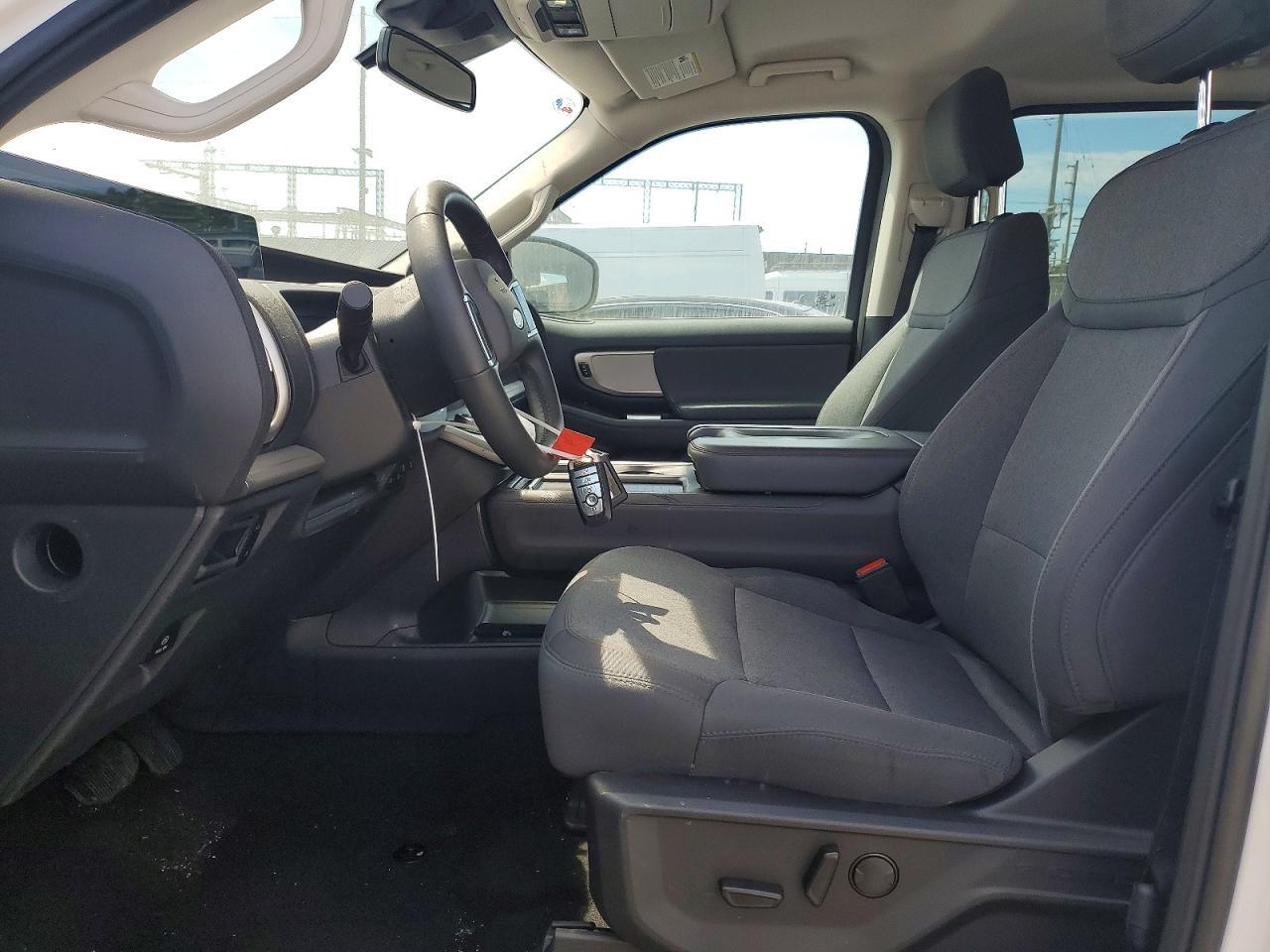 2025 Ford Expedition Max Active - Фото 7