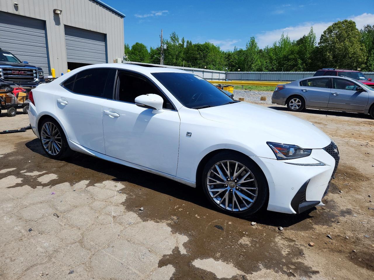 2019 Lexus Is 300 - Фото 4