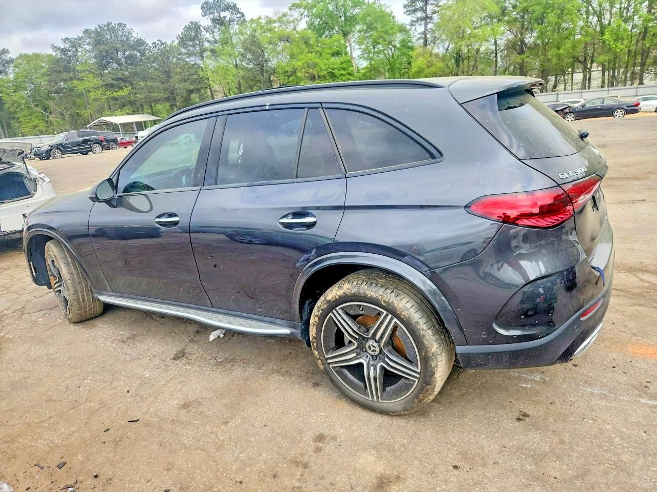 2024 Mercedes-Benz Glc 300 4Matic - Image 2