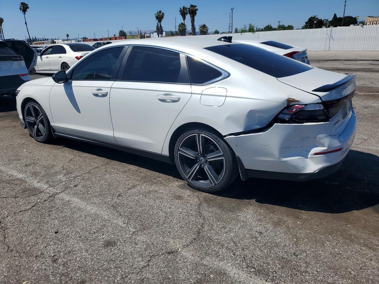 2024 Honda Accord Hybrid Sport - Image 2
