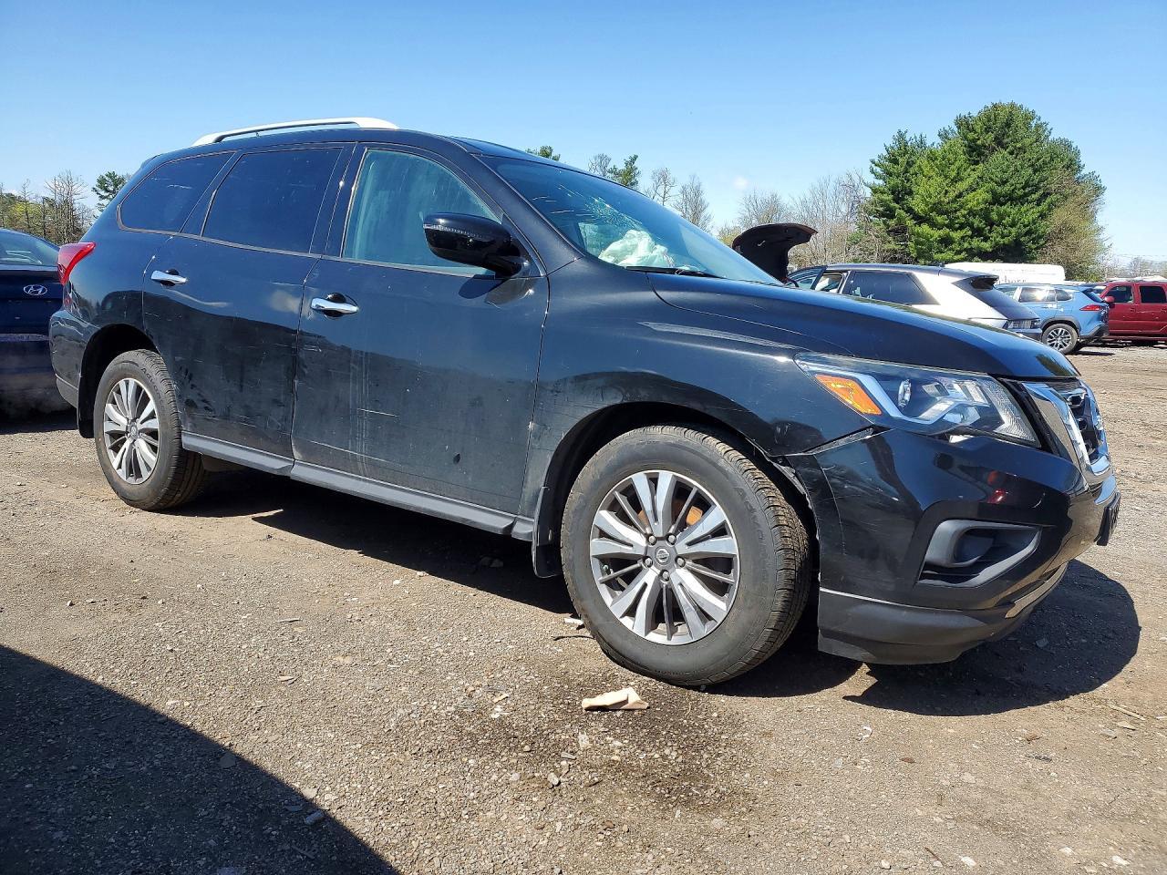 2018 Nissan Pathfinder S - Фото 4