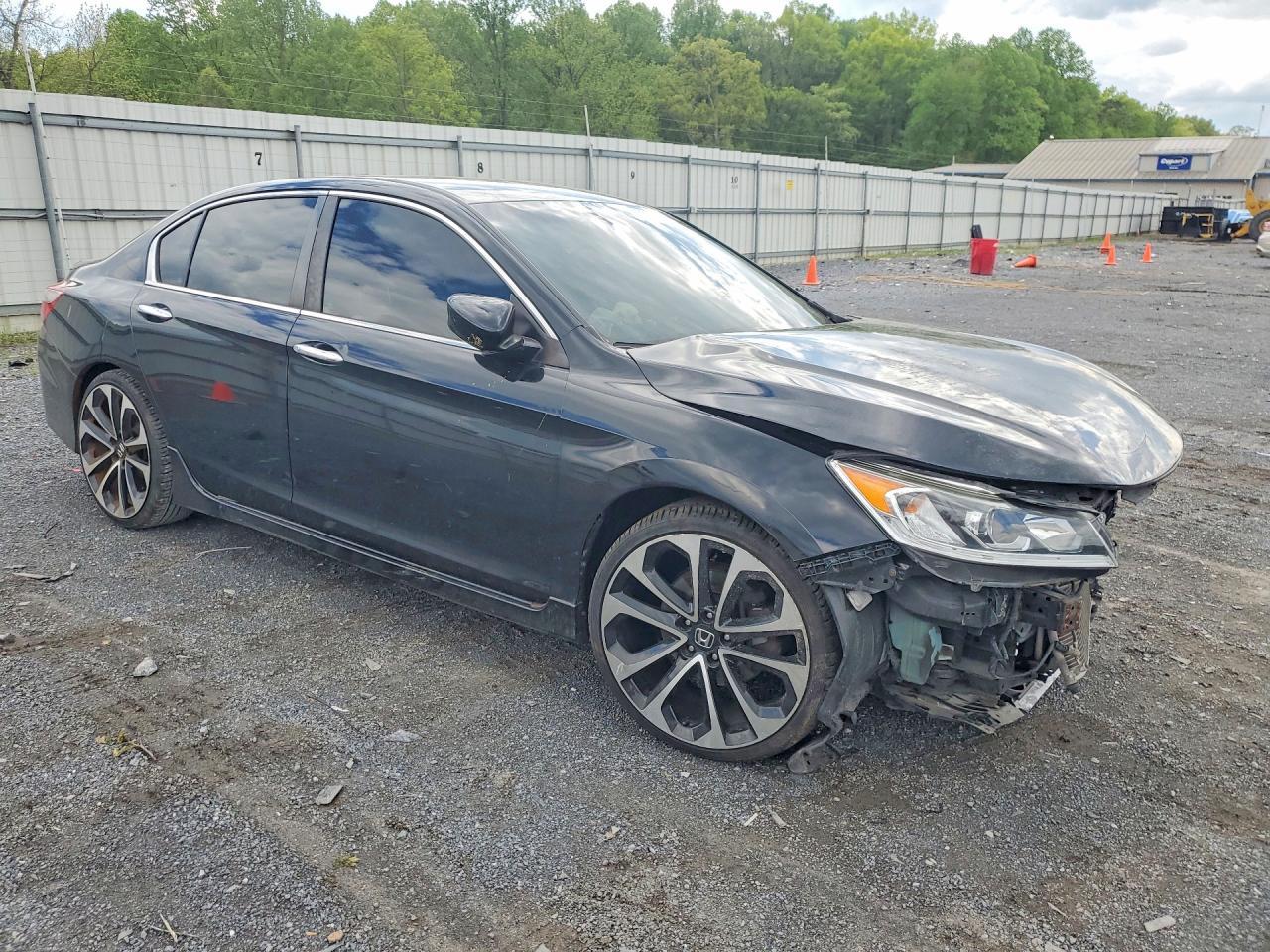 2017 Honda Accord Sport - Фото 4
