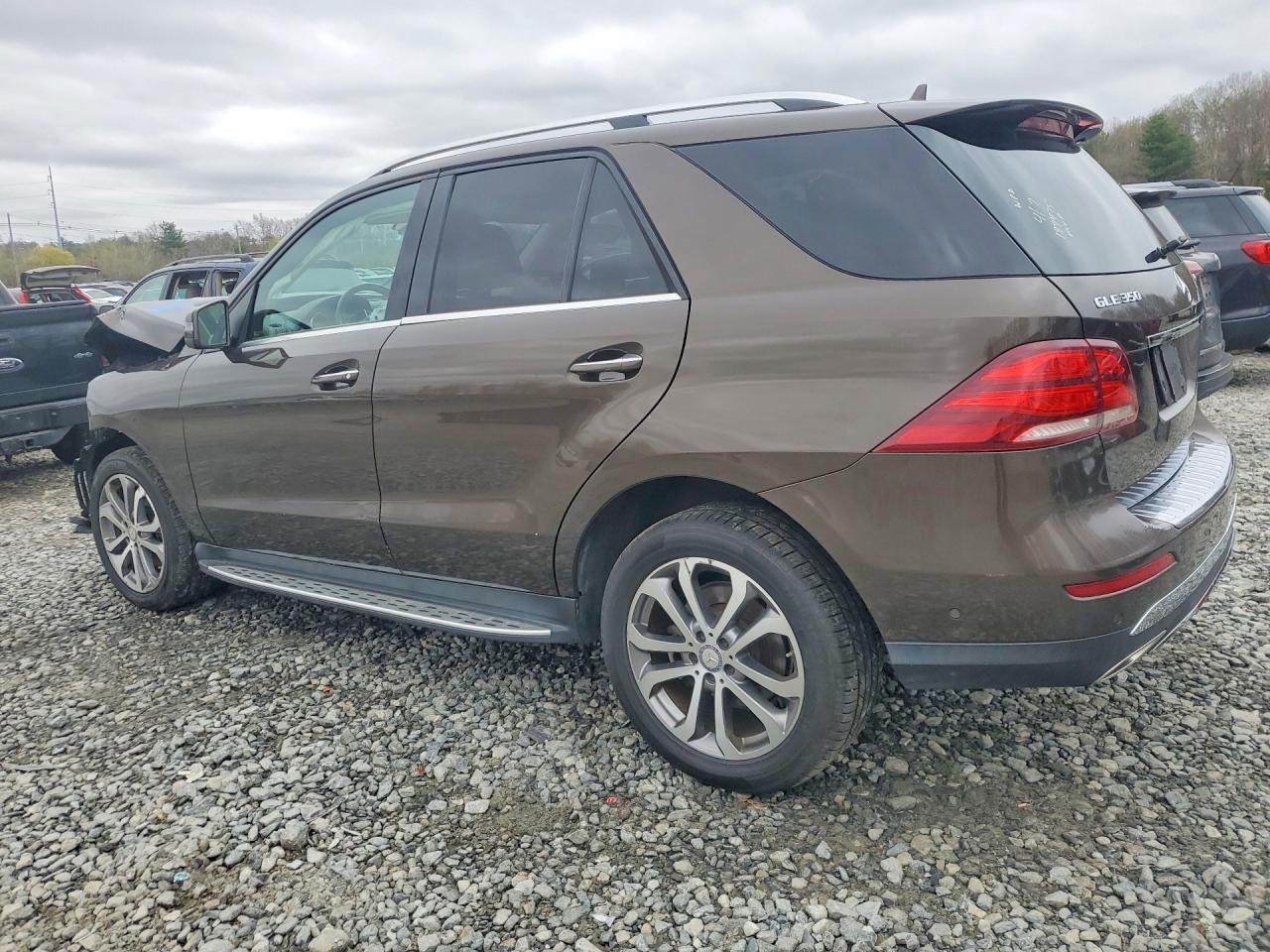 2017 Mercedes-Benz Gle 350 4Matic - Фото 2