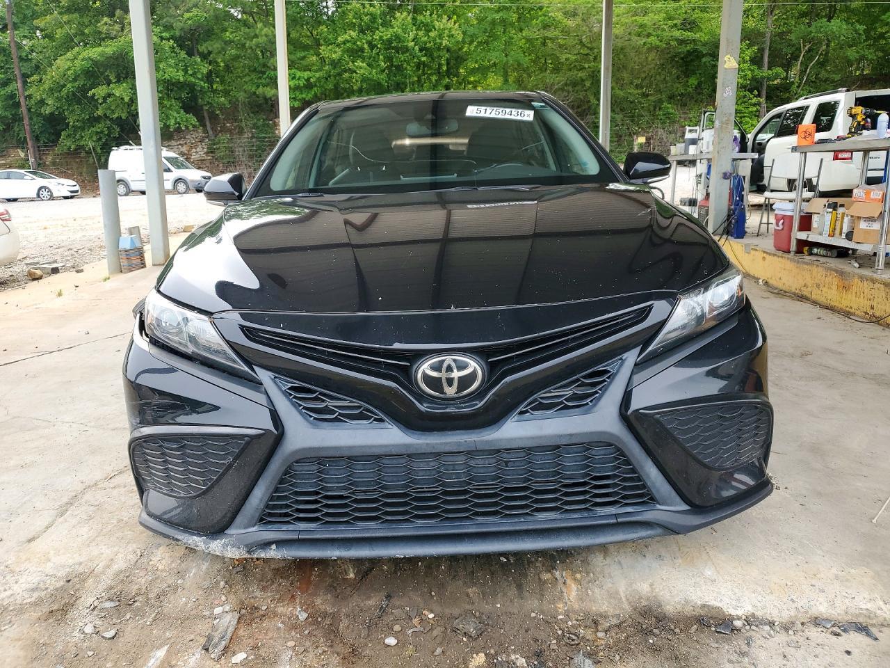 2021 Toyota Camry Se Nightshade - Фото 5