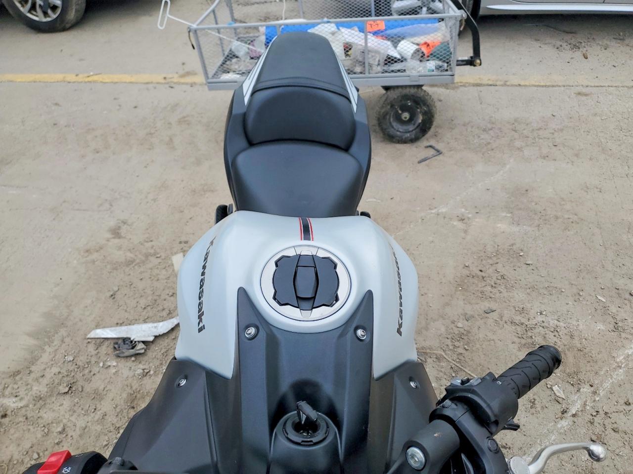 2026 Kawasaki Ex650 P - Фото 5