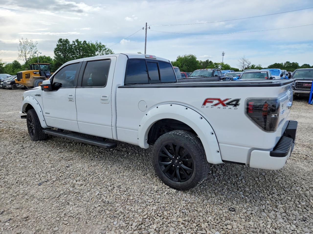 2014 Ford F150 Supercrew - Фото 2