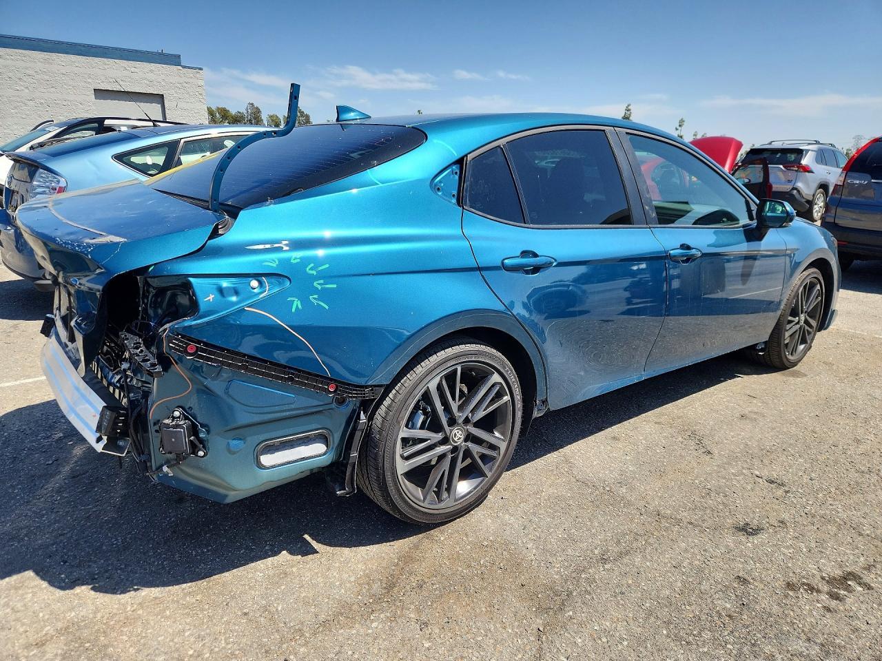 2026 Toyota Camry Xse - Фото 3