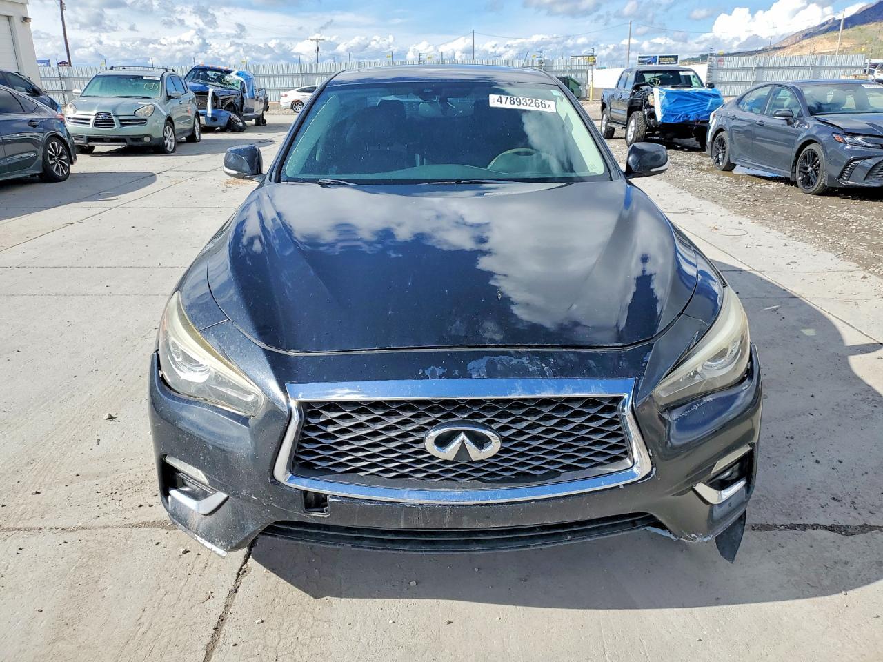 2018 Infiniti Q50 3.0T Luxe - Фото 5