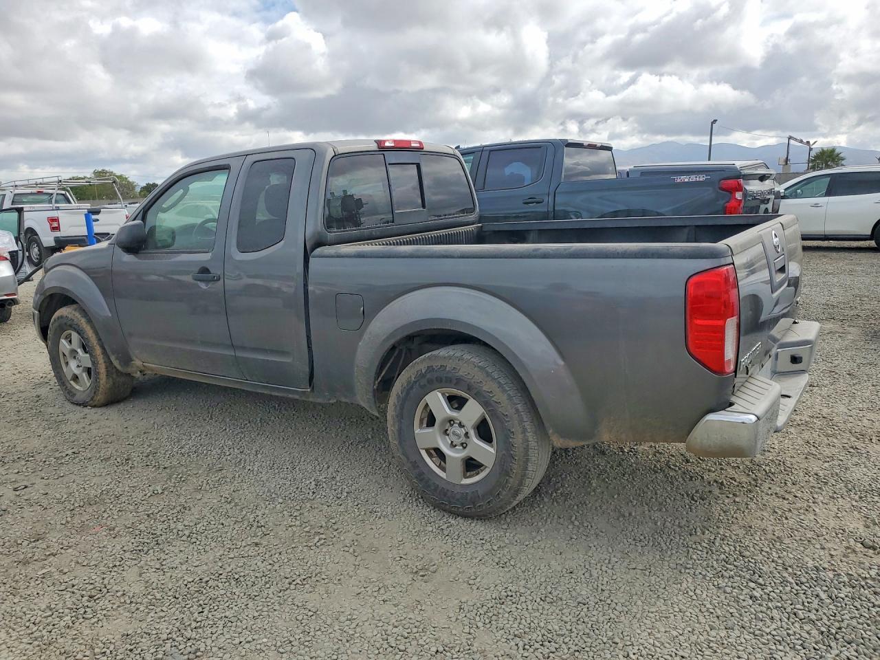 2008 Nissan Frontier Se V6 - Фото 2