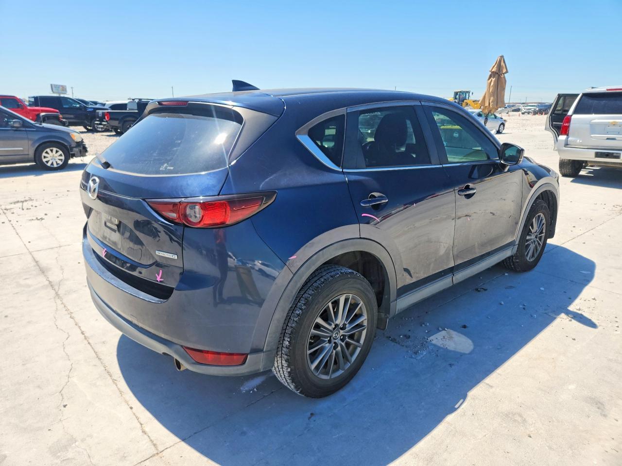 2020 Mazda Cx-5 Touring - Image 3