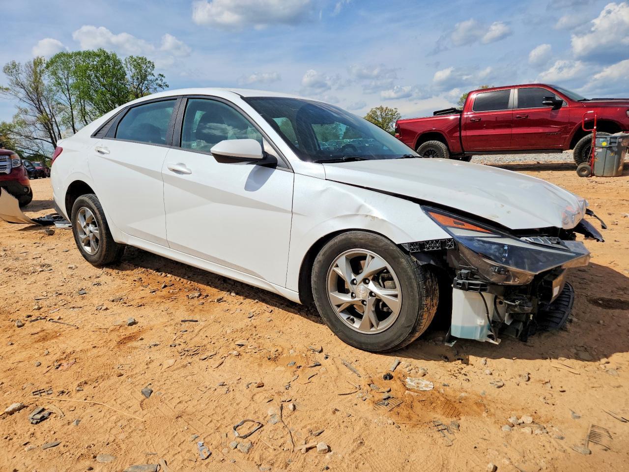 2021 Hyundai Elantra Se - Image 4