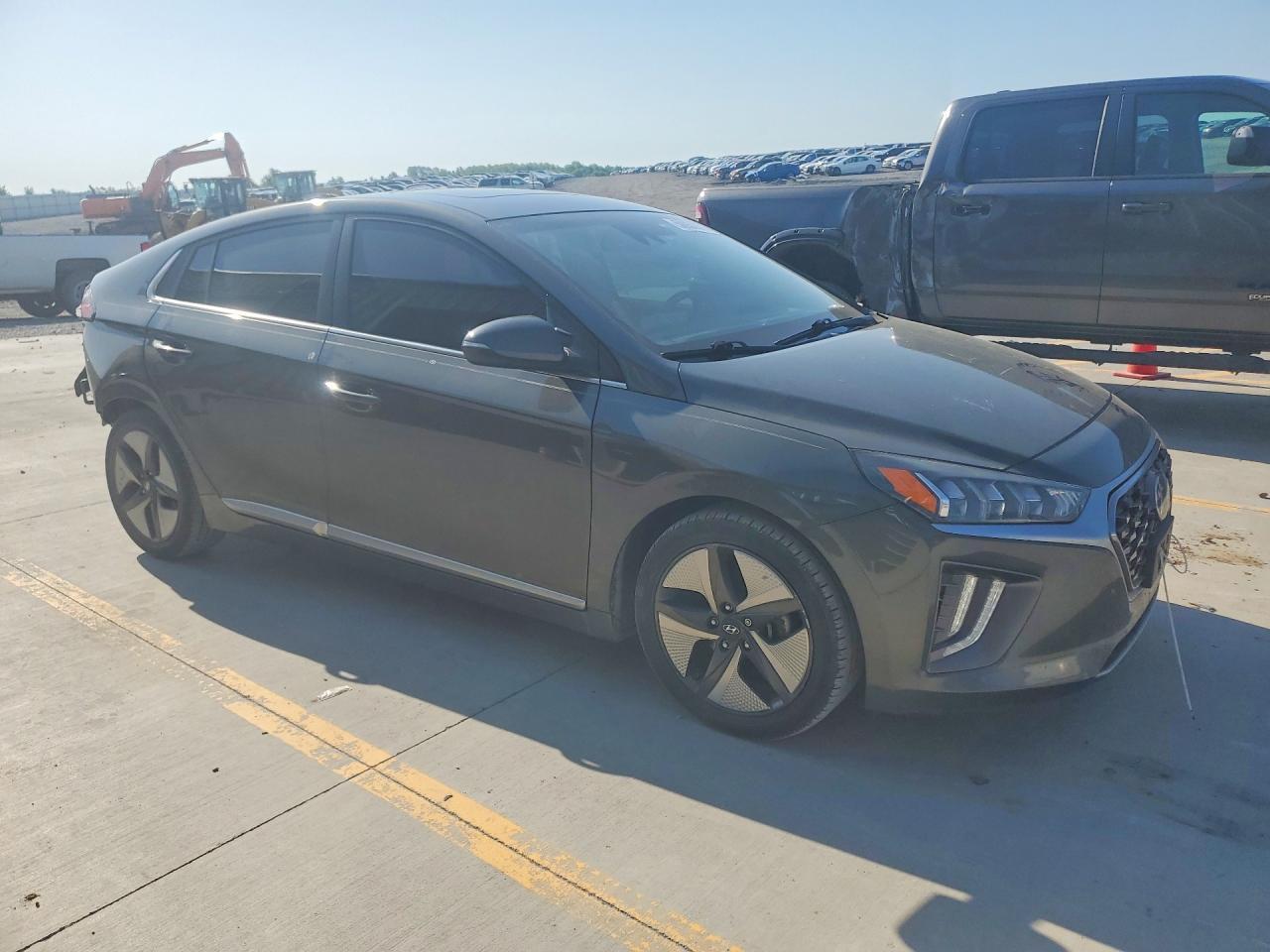 2021 Hyundai Ioniq Hybrid Sel - Фото 4