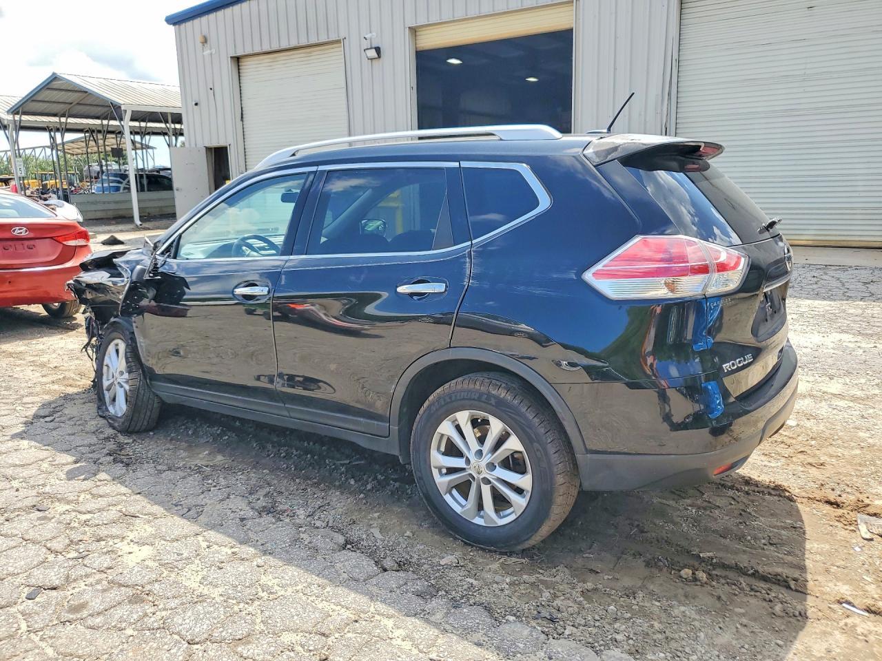 2015 Nissan Rogue Sv - Image 2