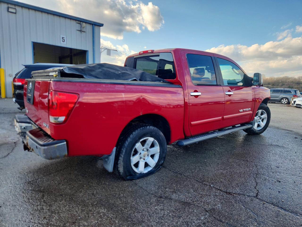2005 Nissan Titan Xe - Фото 3