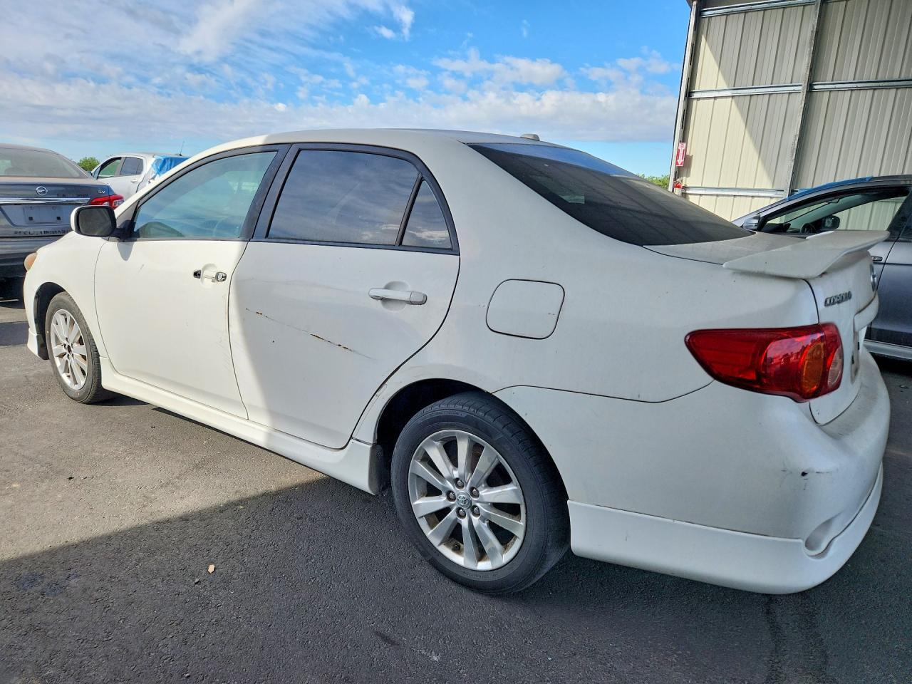 2010 Toyota Corolla S - Фото 2