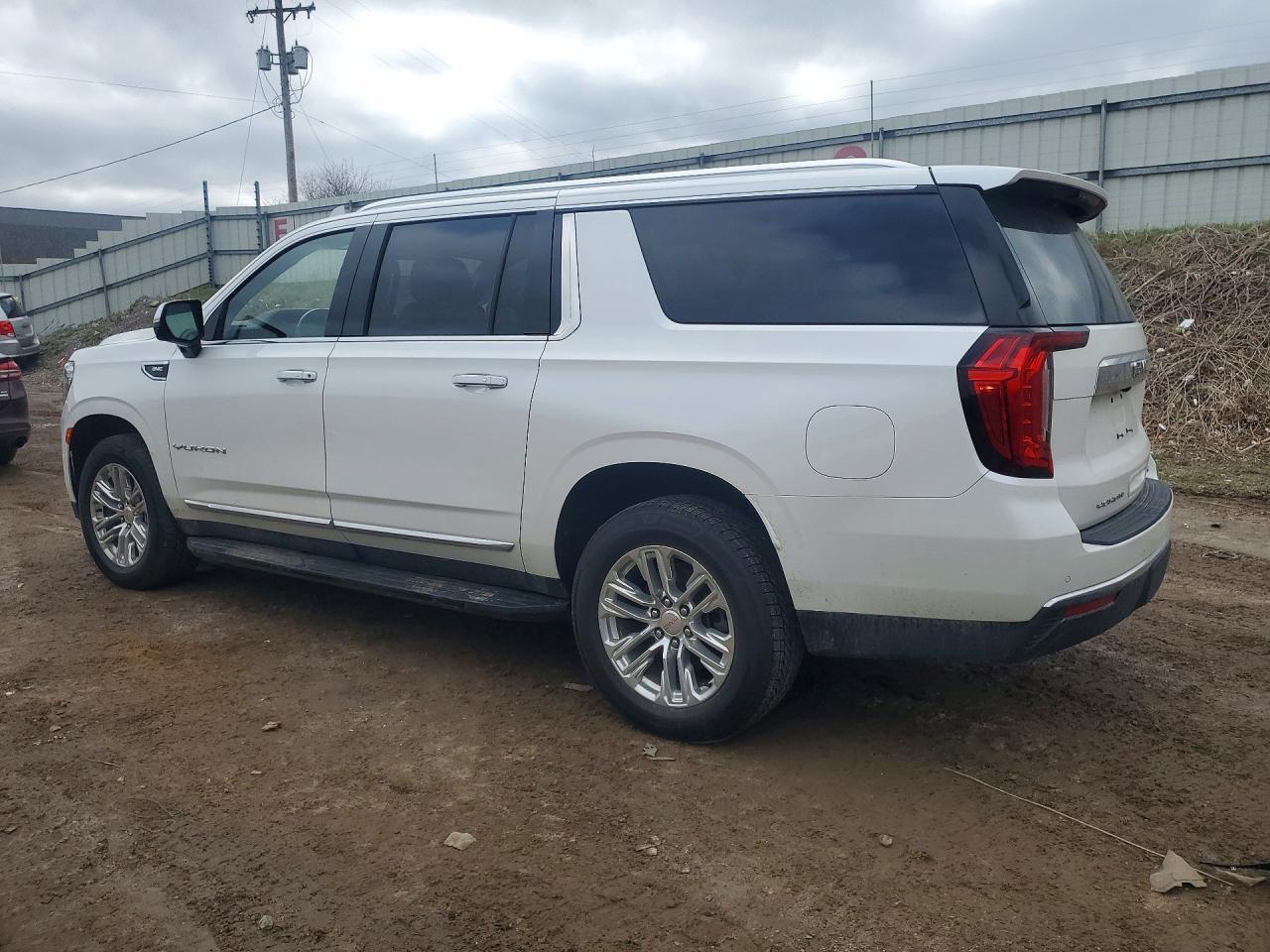 2021 GMC Yukon Xl K1500 Slt - Image 2