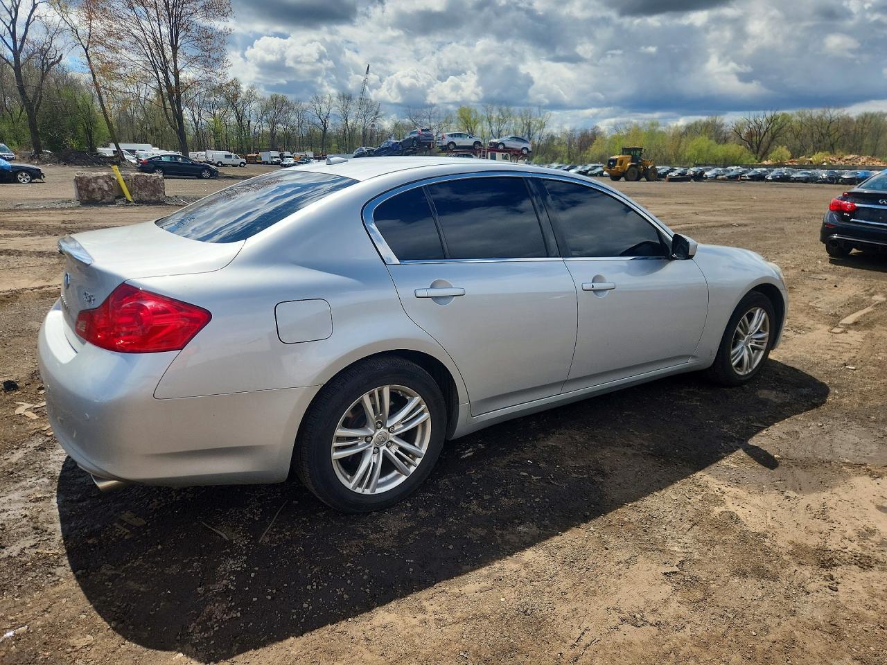 2013 Infiniti G37 Sedan X - Фото 3