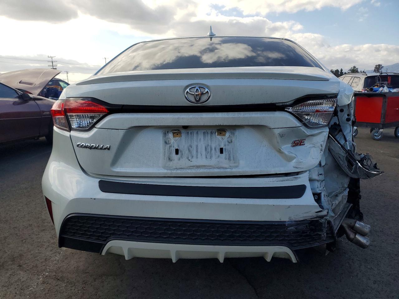 2021 Toyota Corolla Se - Image 6