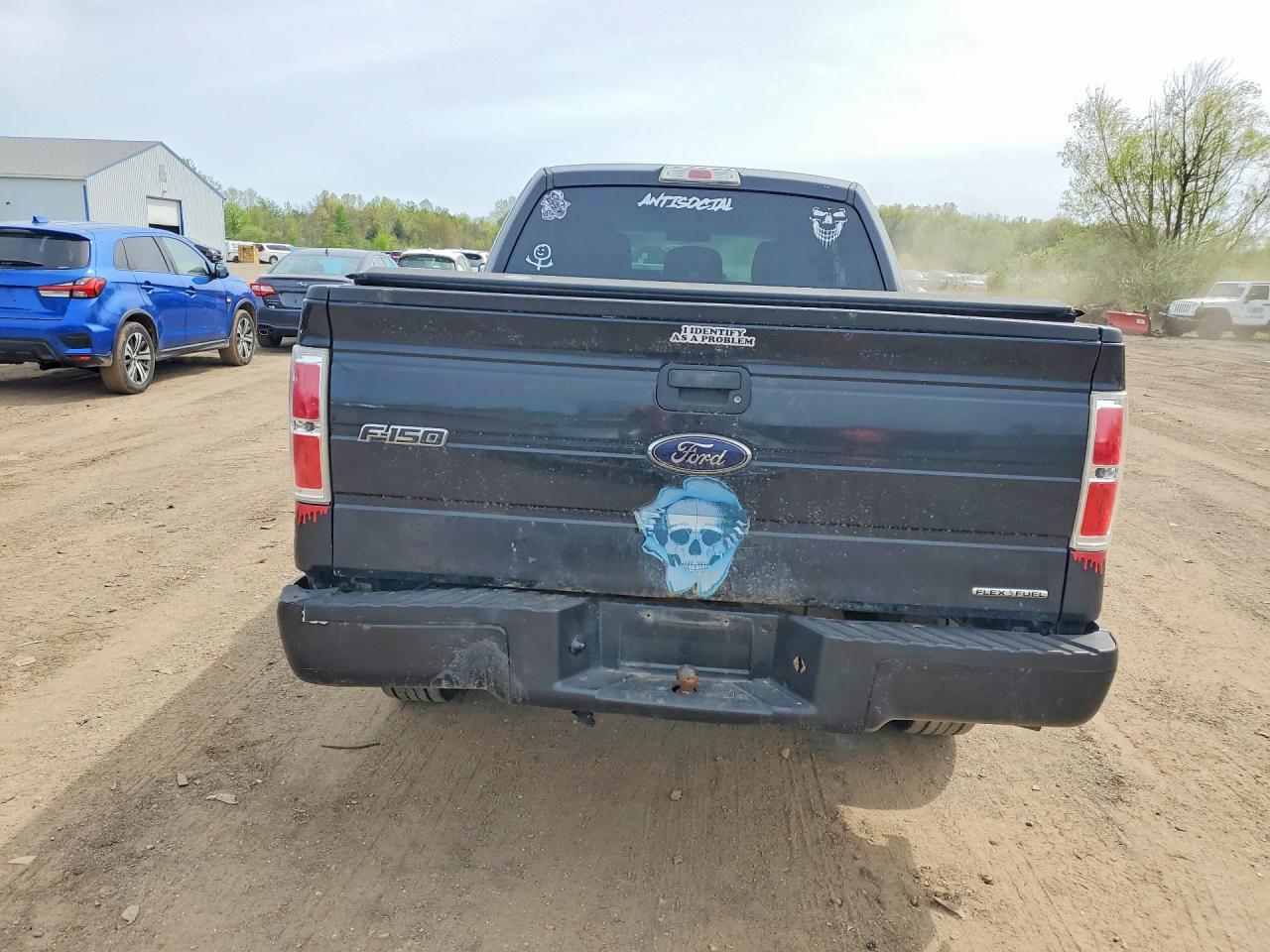 2012 Ford F150 Super Cab - Фото 6