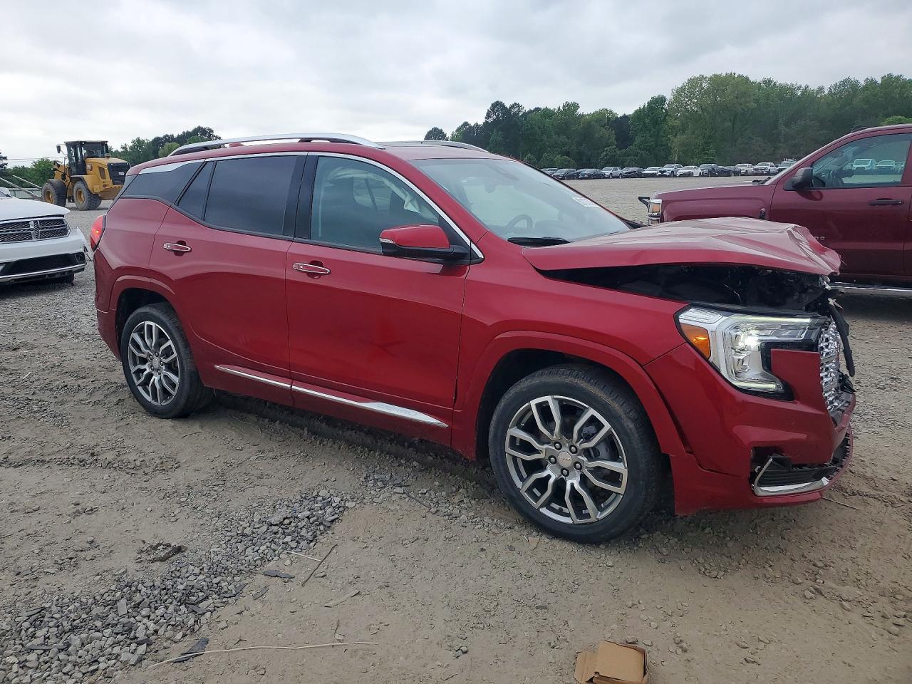 2023 GMC Denali - Фото 4
