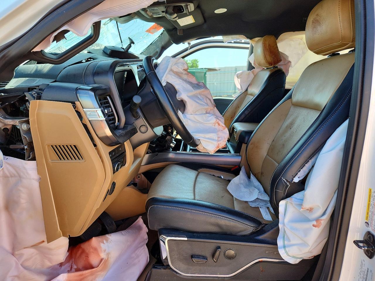 2024 Ford F250 Super Duty - Image 7