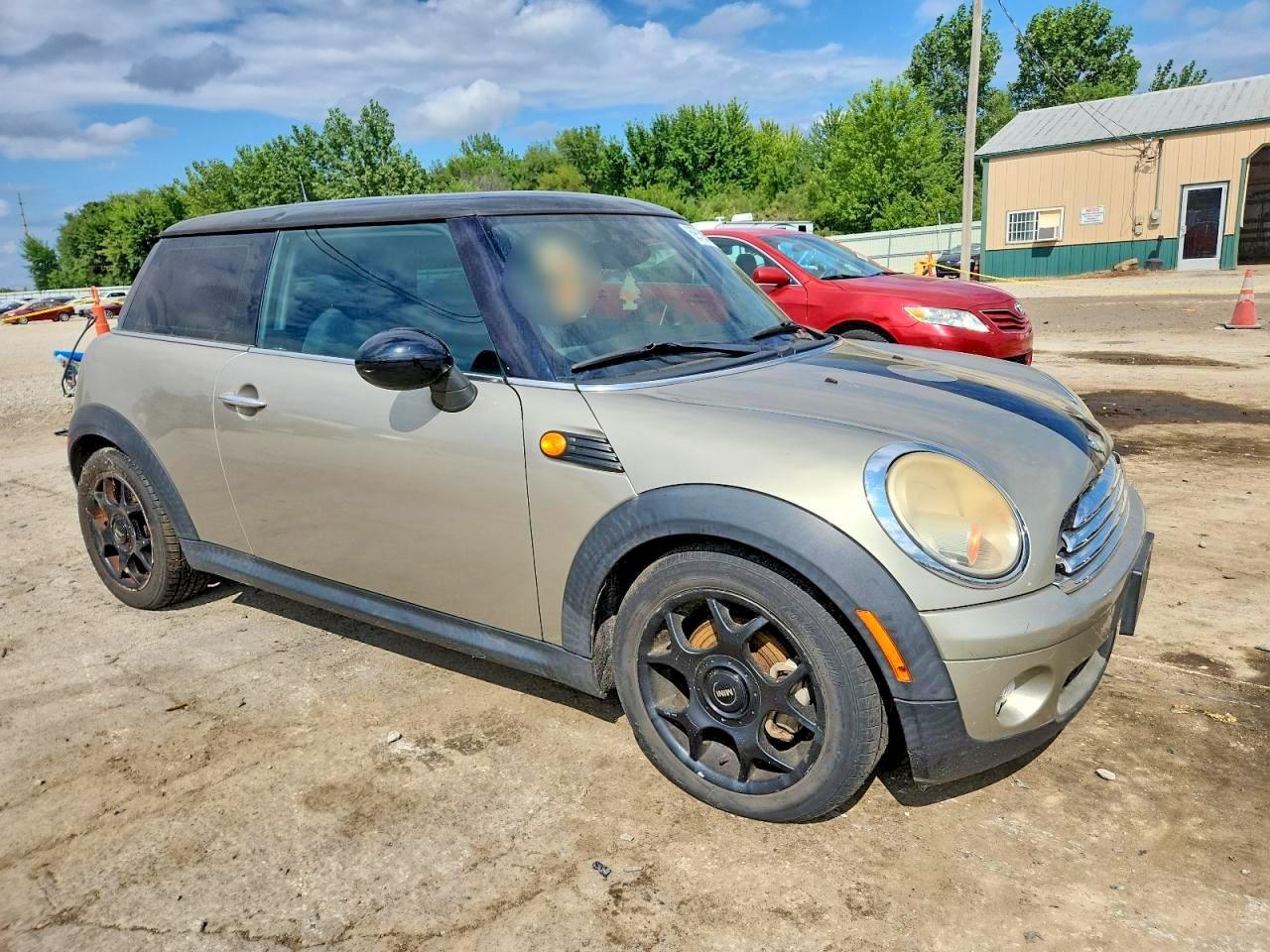 2009 Mini Cooper - Image 4