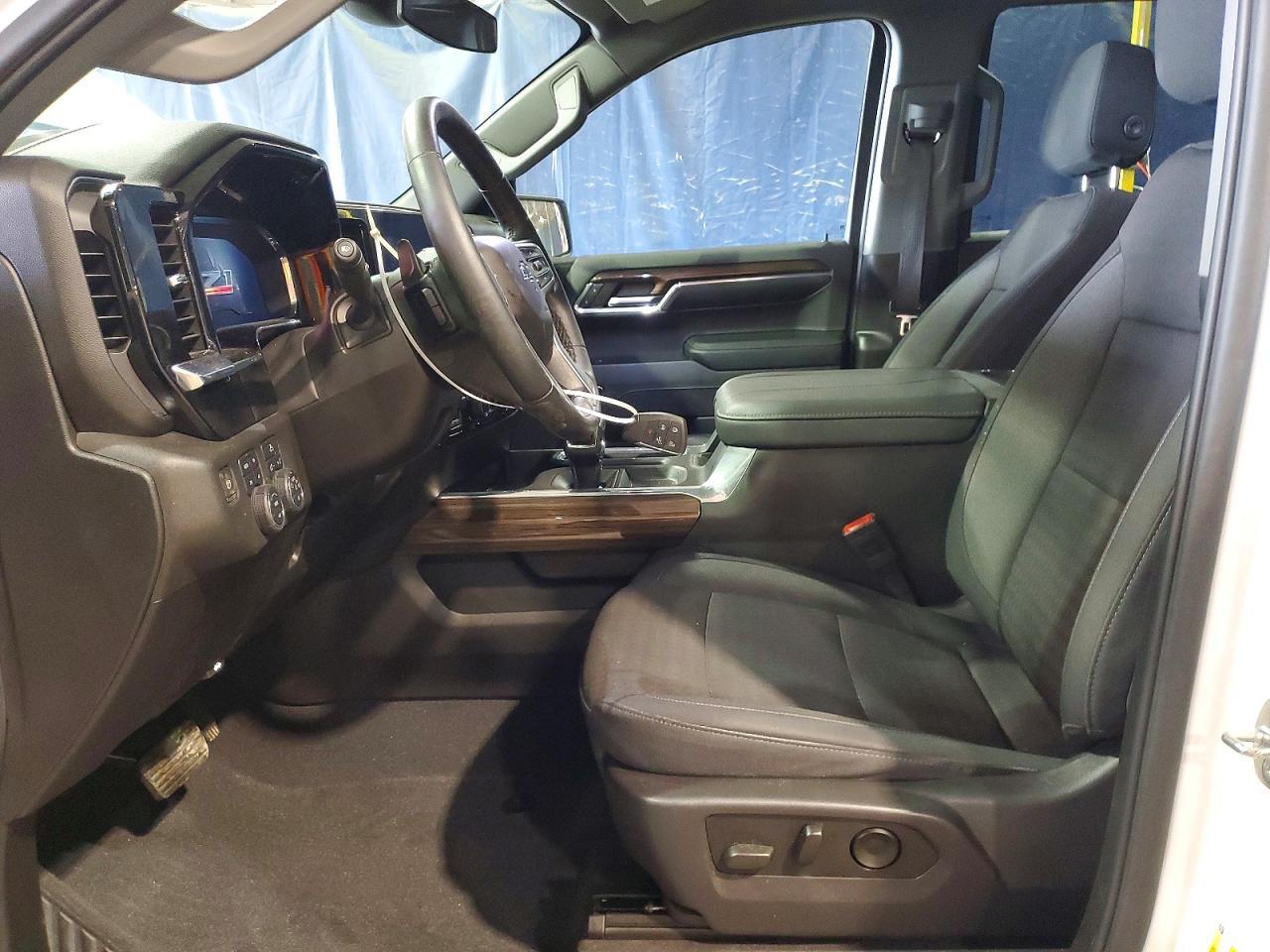 2024 Chevrolet Silverado K1500 Rst - Фото 7