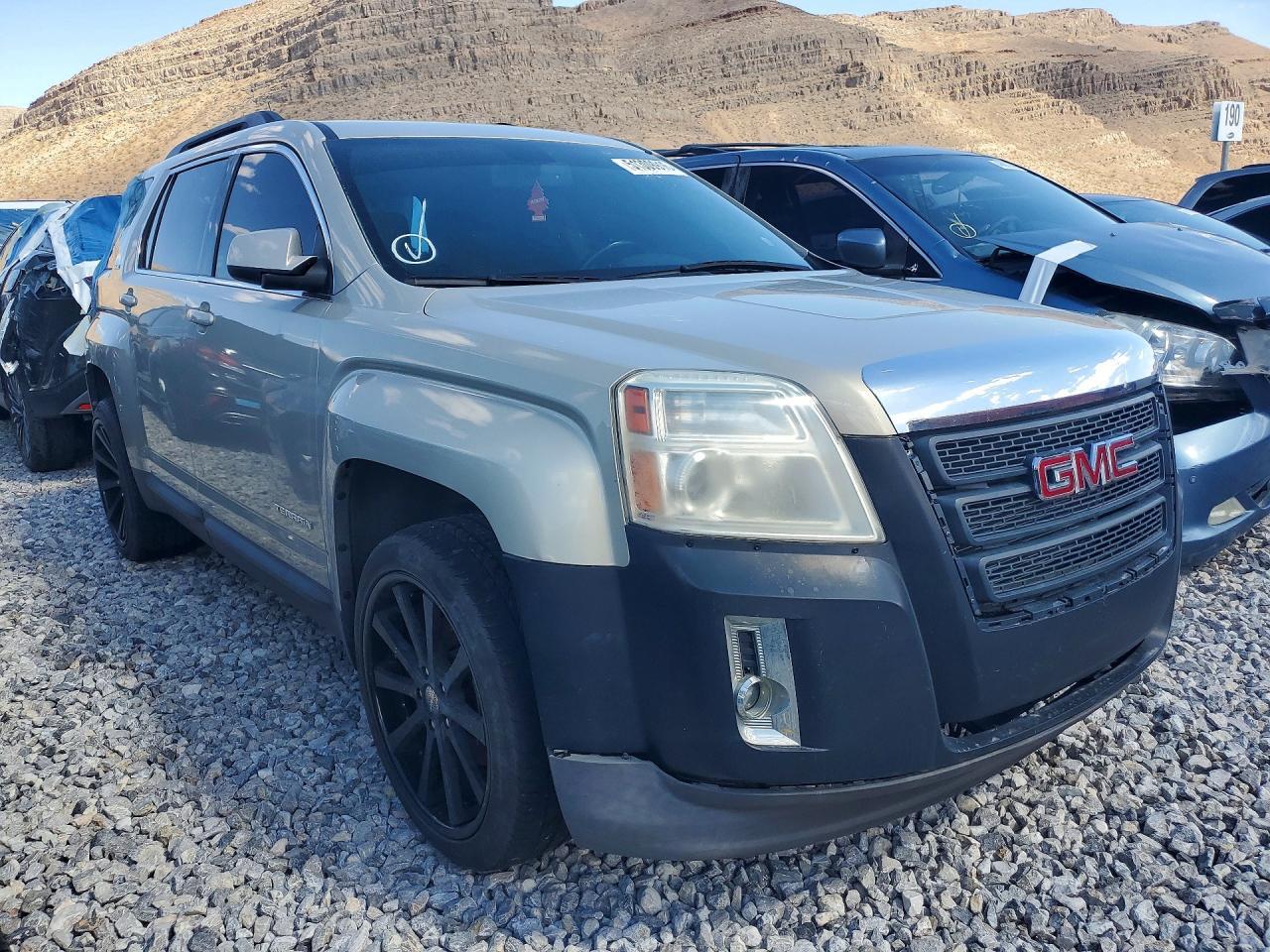 2010 GMC Terrain Sle - Image 4