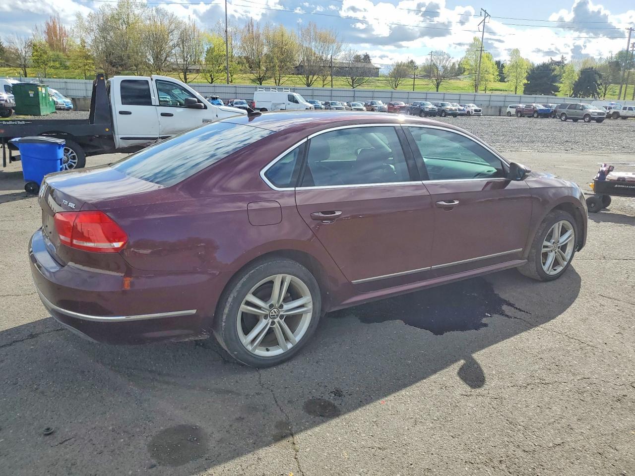 2012 Volkswagen Passat Sel - Image 3