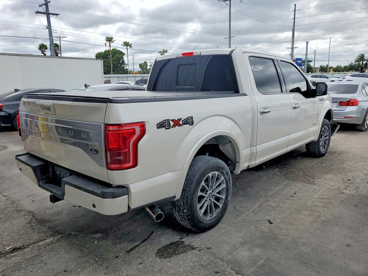 2015 Ford F150 Supercrew - Image 3