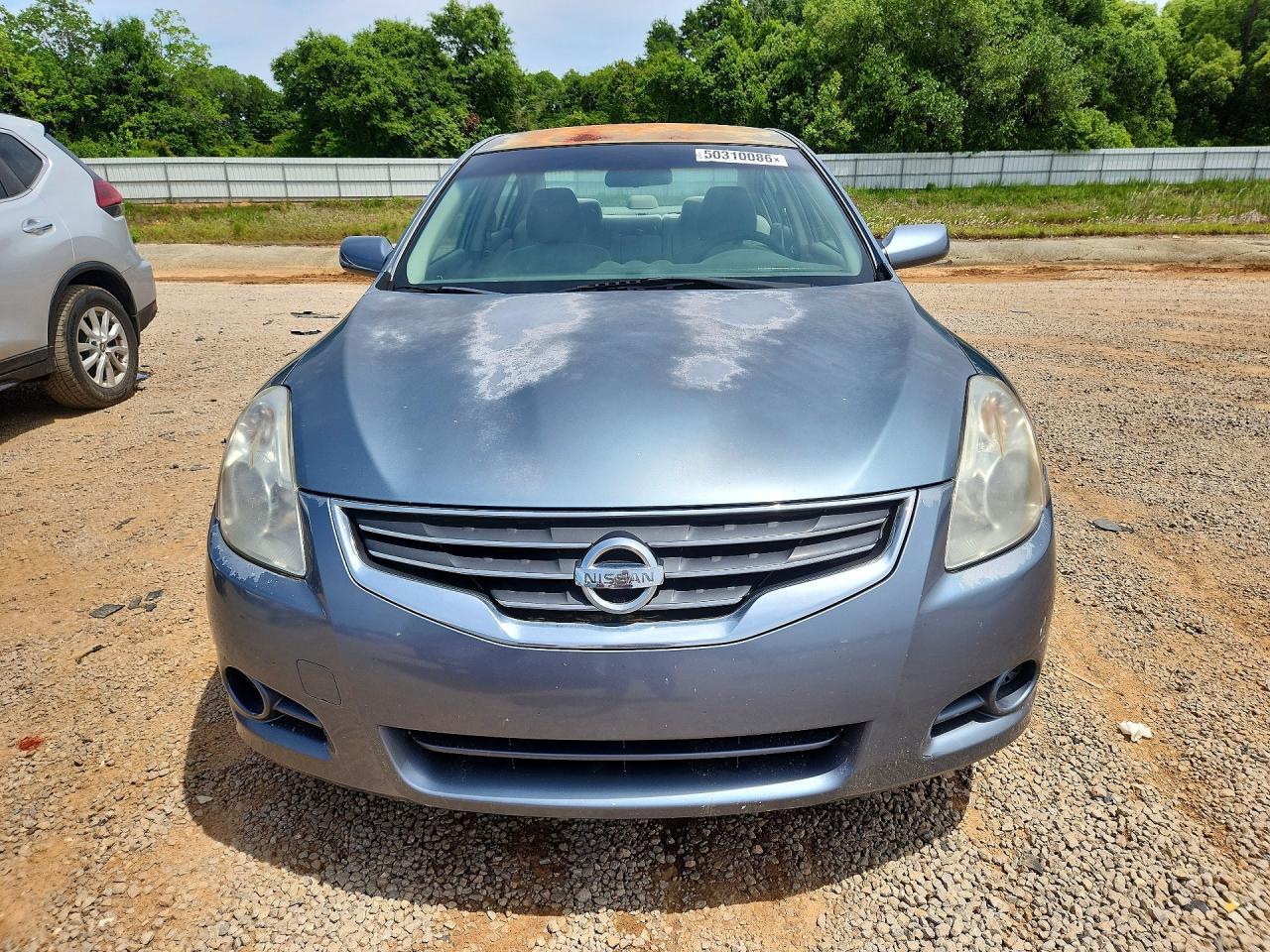 2010 Nissan Altima - Image 5