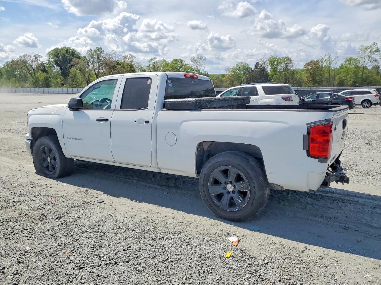 2014 Chevrolet Silverado K1500 Lt - Image 2