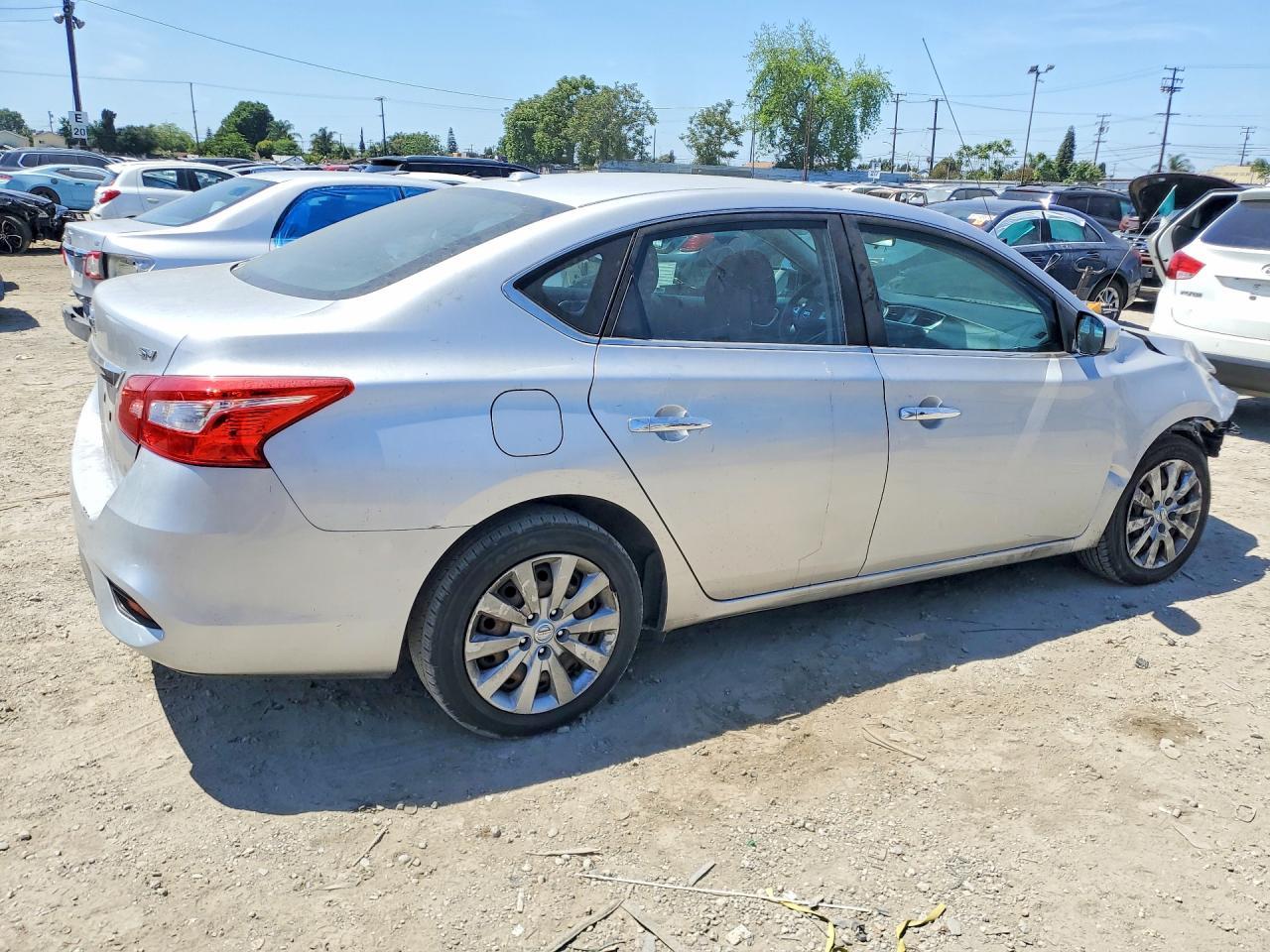 2017 Nissan Sentra Sv - Фото 3