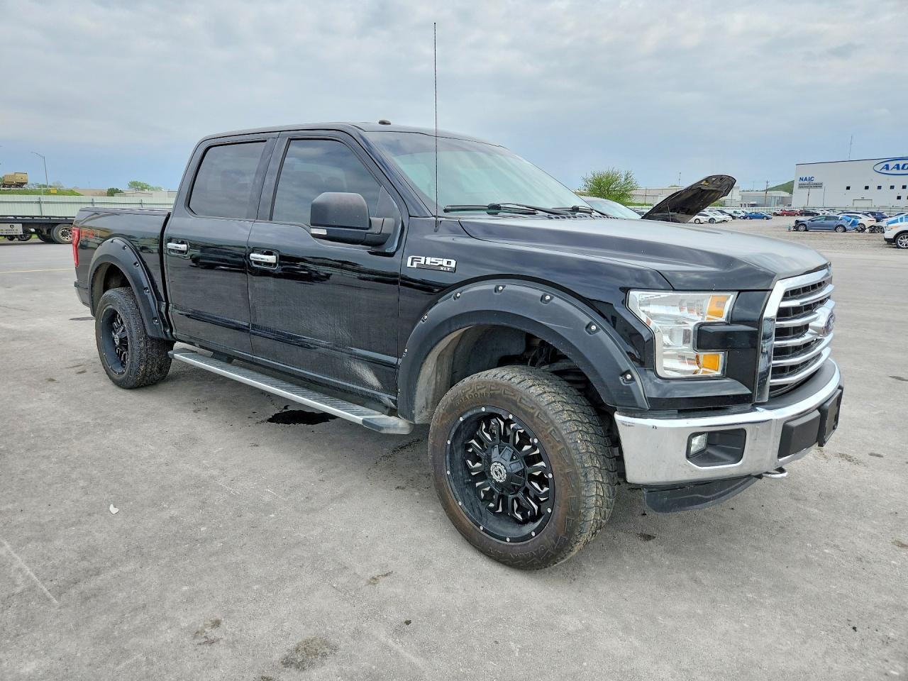 2016 Ford F150 Supercrew - Фото 4