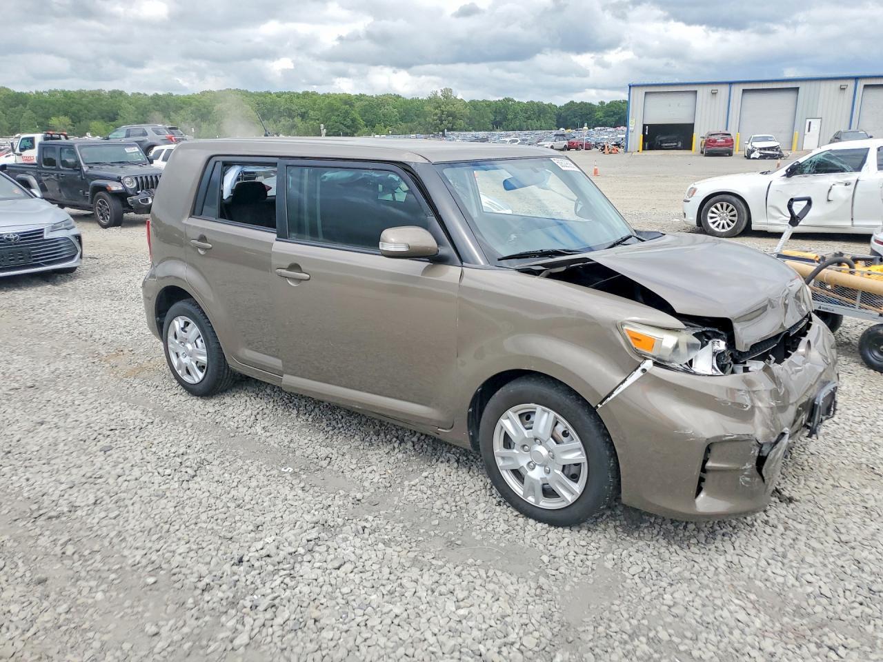 2015 Scion Xb Base - Image 4