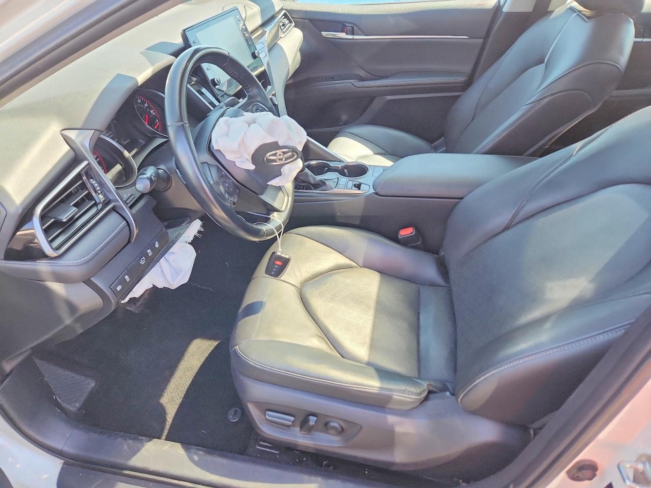2022 Toyota Camry Xse - Фото 7