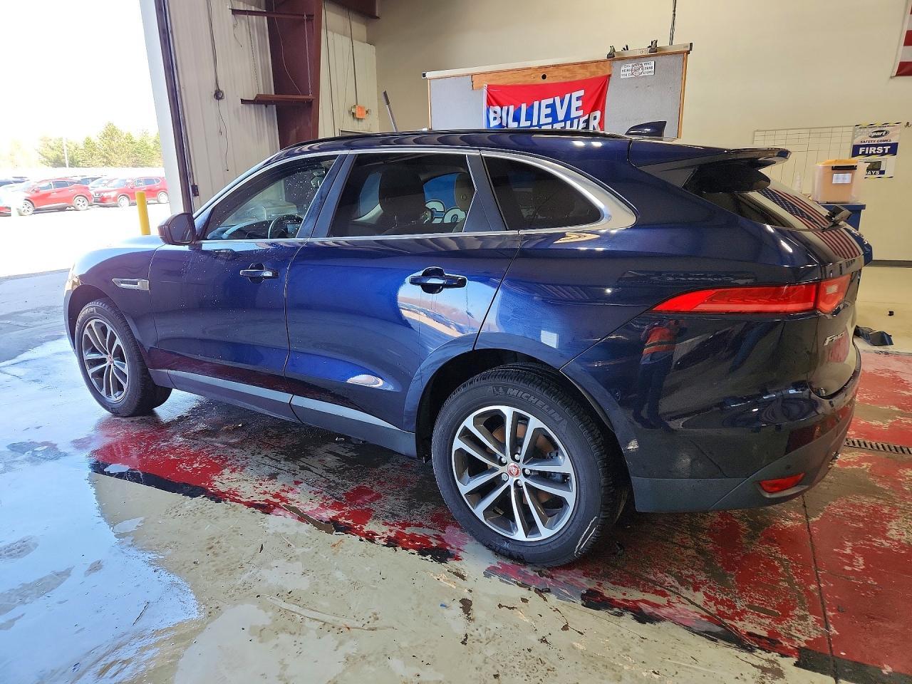 2019 Jaguar F-Pace Premium - Фото 2
