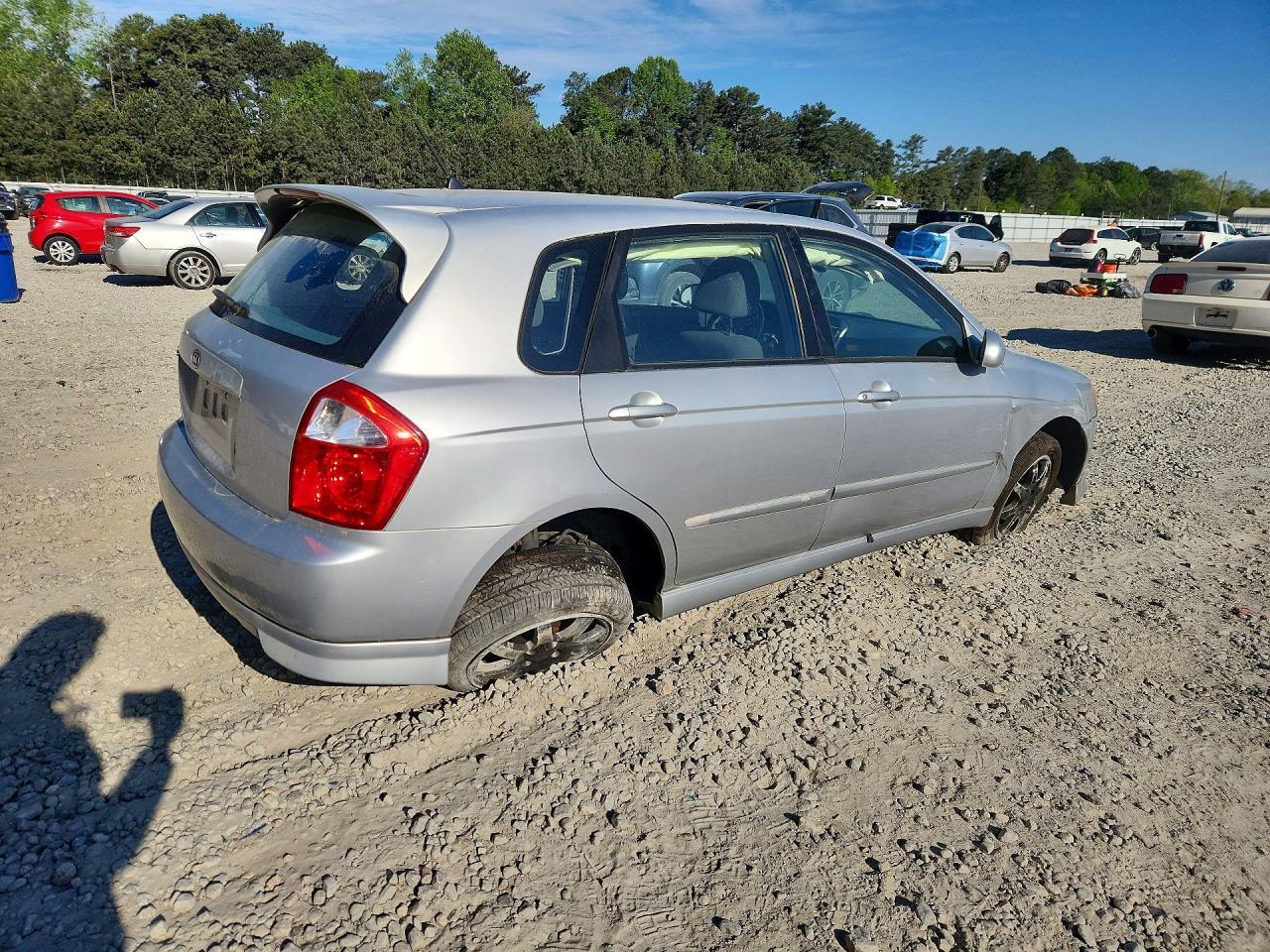 2005 Kia Spectra Spectra5 - Фото 3